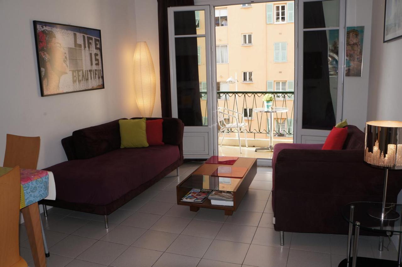 Appartement T3 Climatise Entre Mer Et Centre Nizza Kültér fotó